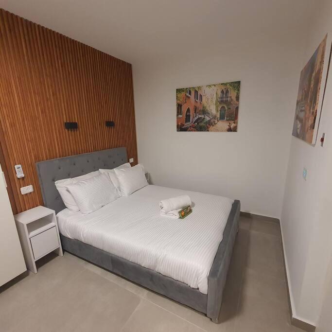 Ryo 22 דירה במלון בוטיק 2 דקות מטיילת Appartement
