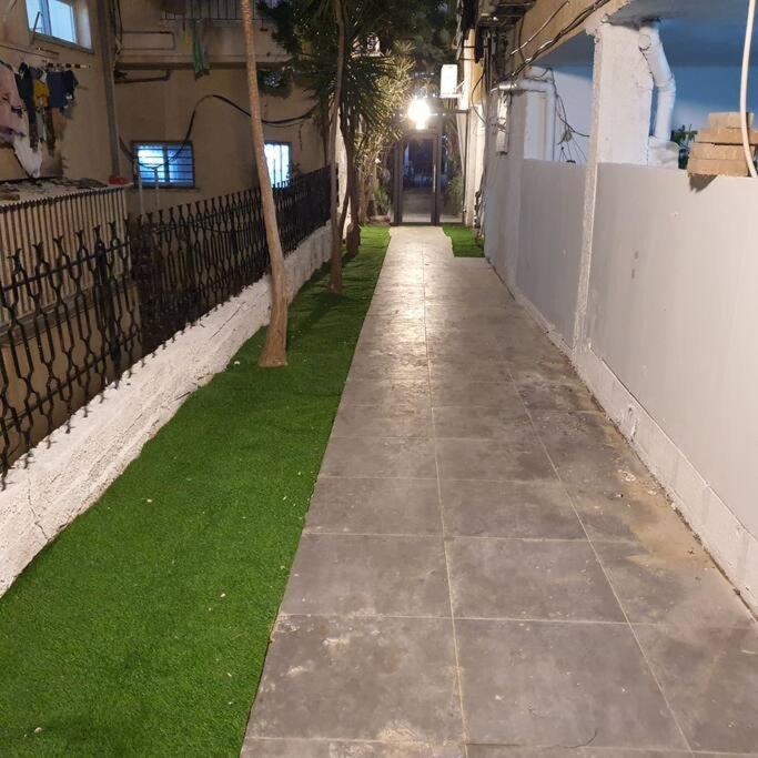 Ryo 22 דירה במלון בוטיק 2 דקות מטיילת Appartement Bat Yam